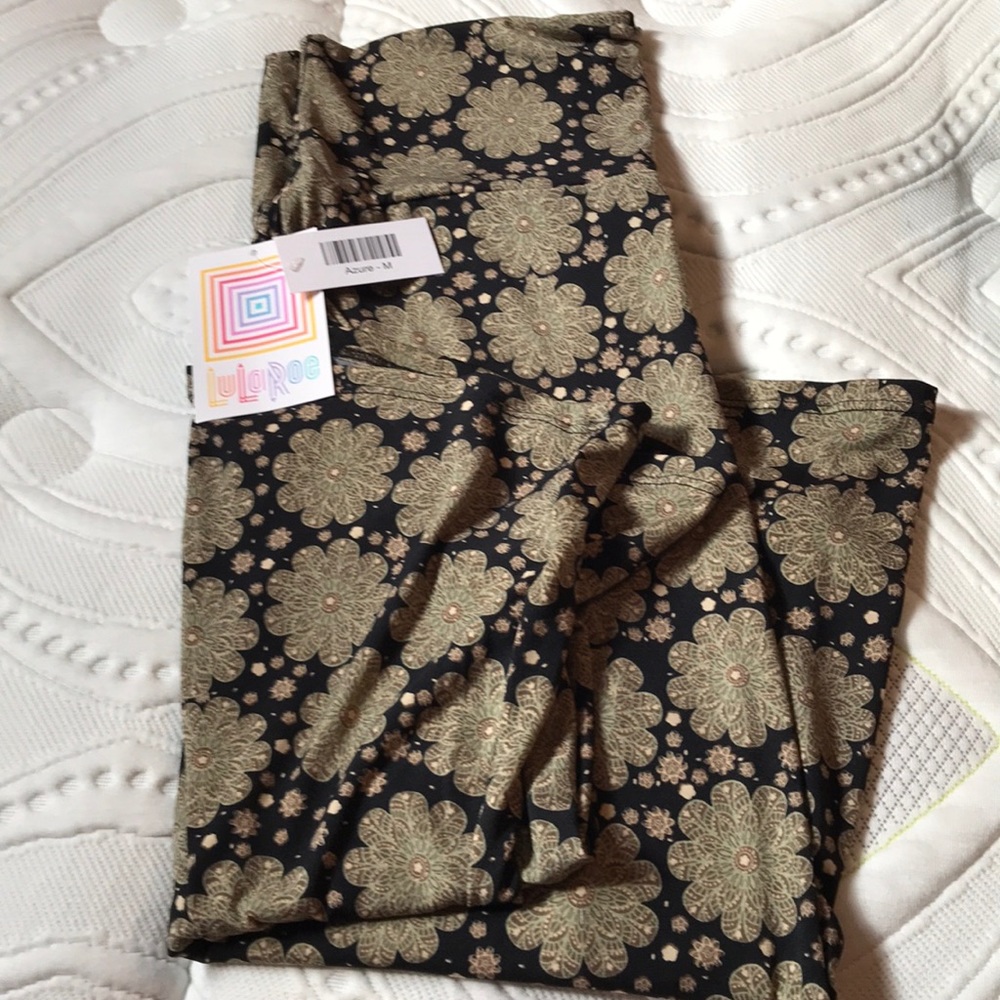 LuLaroe Azure Skirt, new with tags